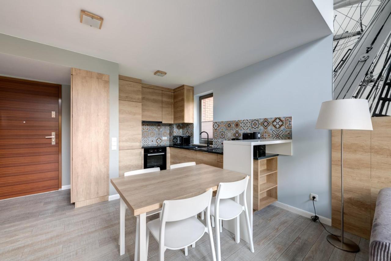 3 City Apartments - Waterlane Valhalla 그단스크 외부 사진