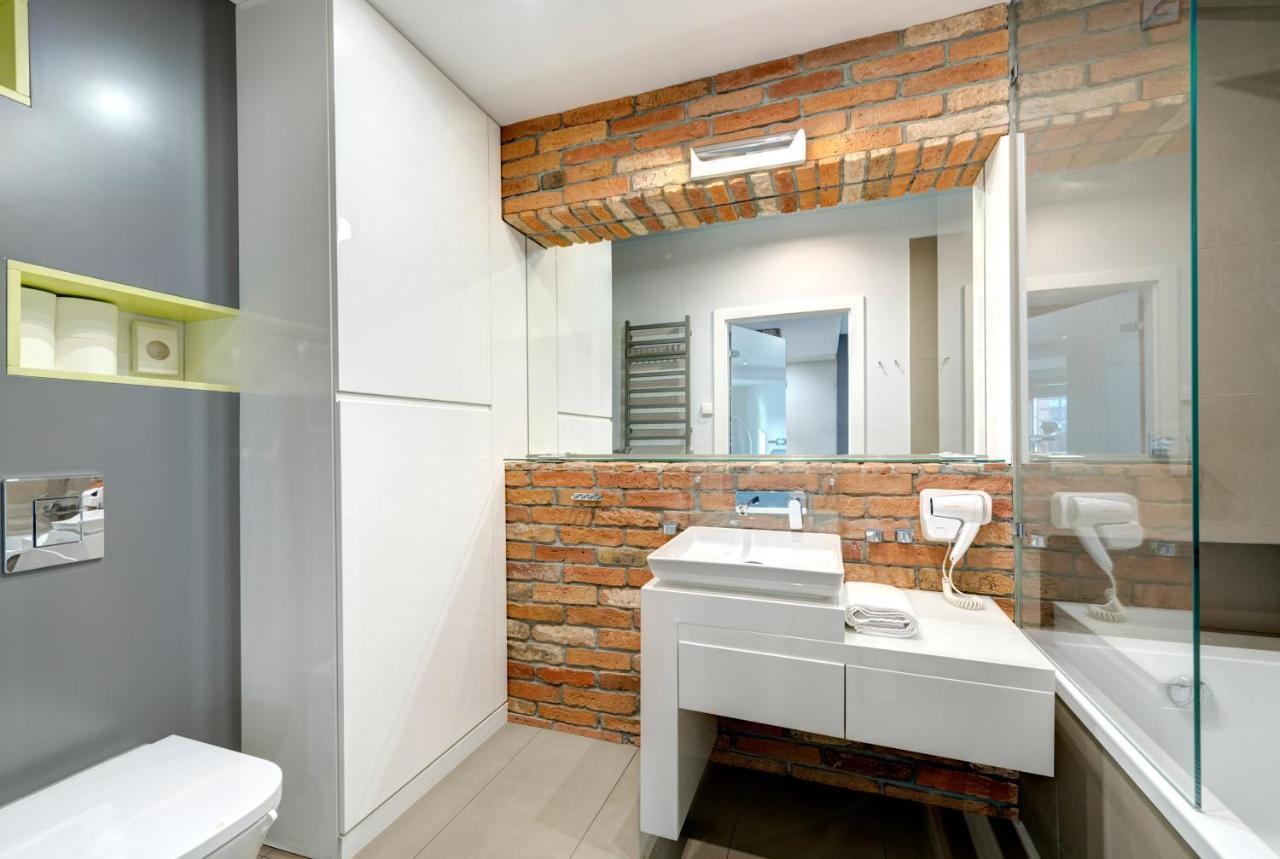 3 City Apartments - Waterlane Valhalla 그단스크 외부 사진